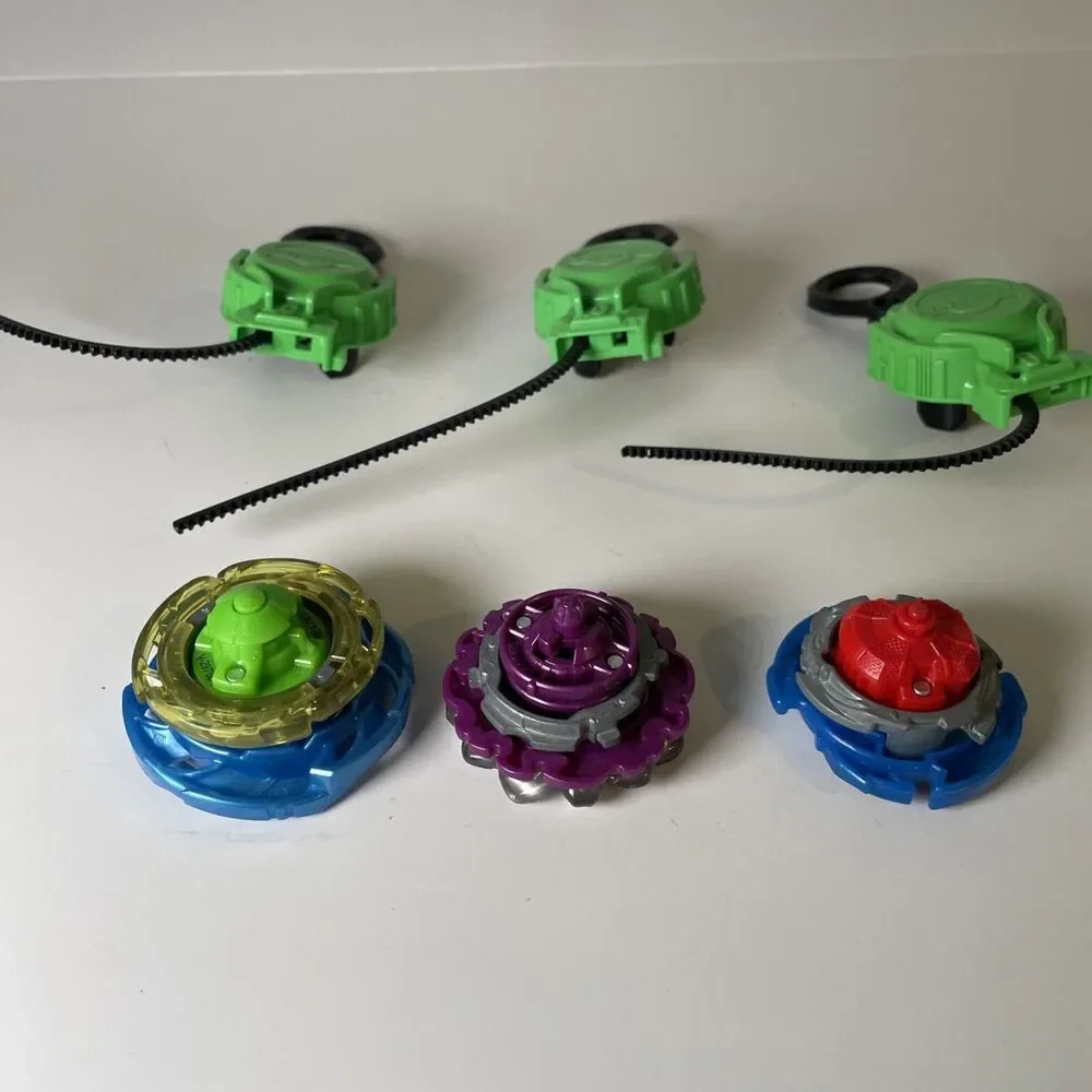 Beyblade Lot 3 Spinners 3 Launchers Burst Evolution SwitchStrike Dranzer Typhoon